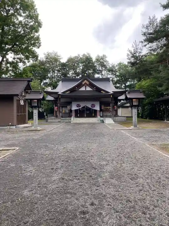 鷹栖神社の本殿・本堂