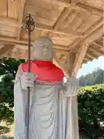 禅燈寺の{uncategorized: "未分類", other: "その他", undefined: "問題あり", building: "その他建物", grave: "お墓", sacred_gate: "鳥居", guardian: "狛犬", statue: "像", buddha: "仏像", history: "歴史", nature: "自然", garden: "庭園", animal: "動物", pagoda: "塔", temizu: "手水舎", mountain_gate: "山門・神門", sanctuary: "本殿・本堂", subordinate: "末社・摂社", art: "芸術", scenery: "景色", jizo: "地蔵", ema: "絵馬", goshuin: "御朱印", omikuji: "おみくじ", items: "授与品その他", amulet: "お守り", goshuincho: "御朱印帳", eats: "食事", festival: "お祭り", votive_dance: "神楽", shichigosan: "七五三参", wedding: "結婚式", experience: "体験その他", initially: "初詣", around: "周辺", anti_infection: "感染症対策"}