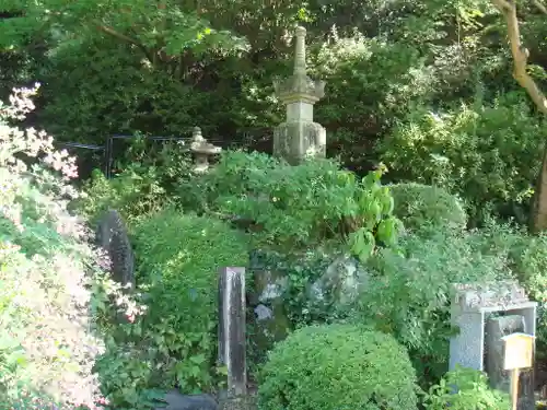 三室戸寺の庭園