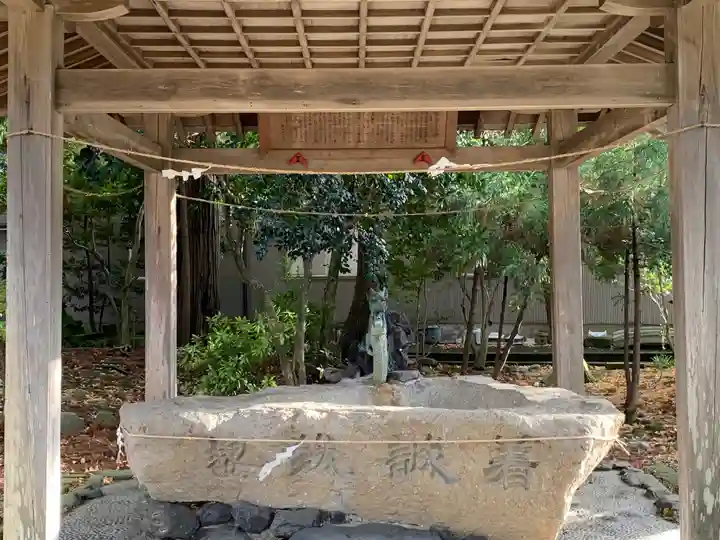 林郷八幡神社の手水舎