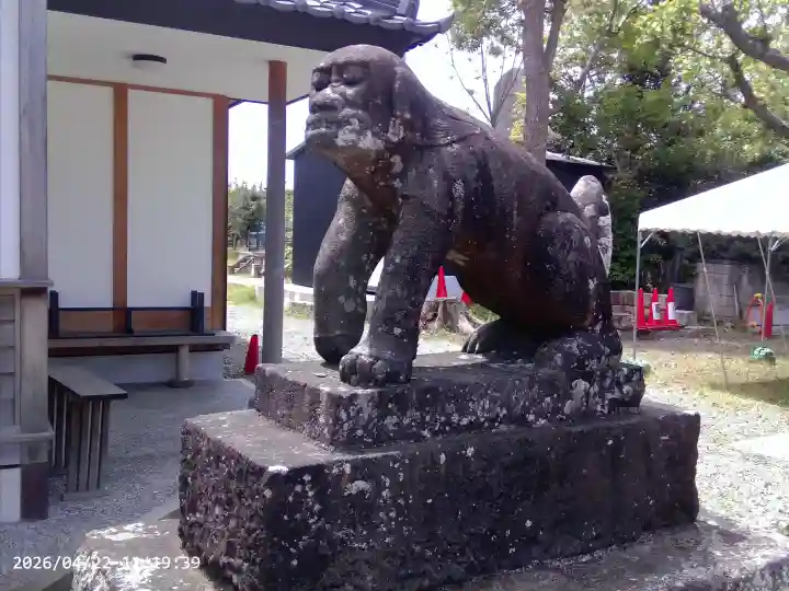 龍ケ崎八坂神社の{uncategorized: "未分類", other: "その他", undefined: "問題あり", building: "その他建物", grave: "お墓", sacred_gate: "鳥居", guardian: "狛犬", statue: "像", buddha: "仏像", history: "歴史", nature: "自然", garden: "庭園", animal: "動物", pagoda: "塔", temizu: "手水舎", mountain_gate: "山門・神門", sanctuary: "本殿・本堂", subordinate: "末社・摂社", art: "芸術", scenery: "景色", jizo: "地蔵", ema: "絵馬", goshuin: "御朱印", omikuji: "おみくじ", items: "授与品その他", amulet: "お守り", goshuincho: "御朱印帳", eats: "食事", festival: "お祭り", votive_dance: "神楽", shichigosan: "七五三参", wedding: "結婚式", experience: "体験その他", initially: "初詣", around: "周辺", anti_infection: "感染症対策"}
