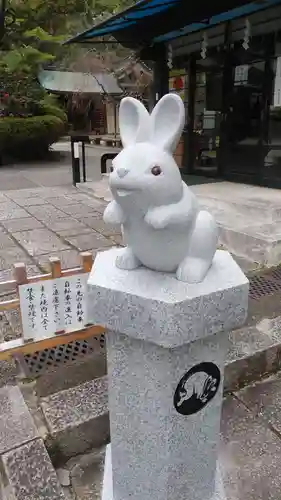 岡崎神社の狛犬