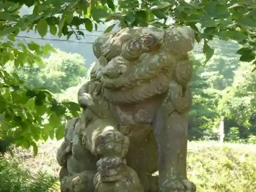 高司神社〜むすびの神の鎮まる社〜の狛犬