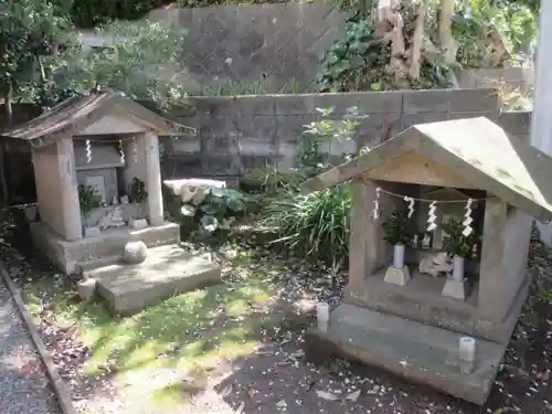 諏訪神社＜新宮＞の末社