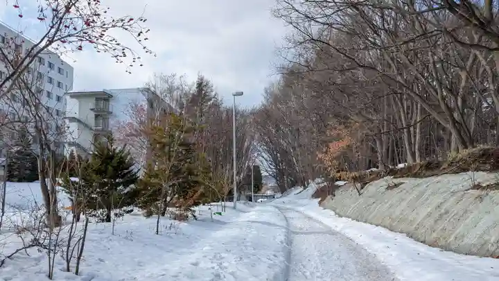 成田山大照寺の周辺