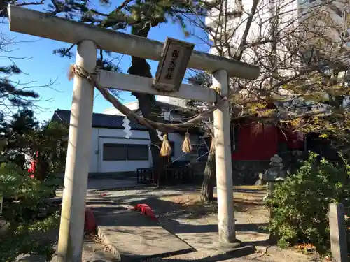 辨天神社の鳥居