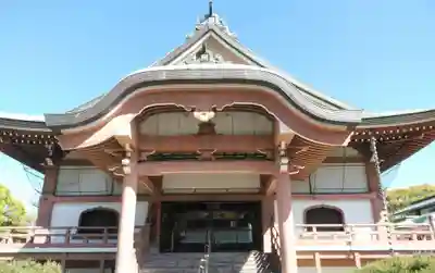 日蓮上人銅像護持教会(身延山福岡別院)の本殿・本堂