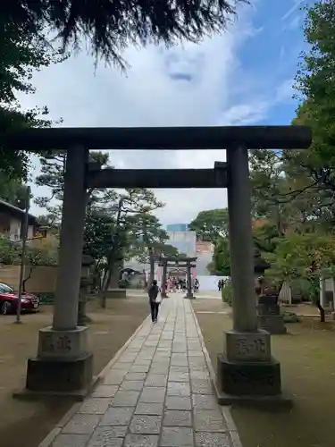 品川神社の鳥居