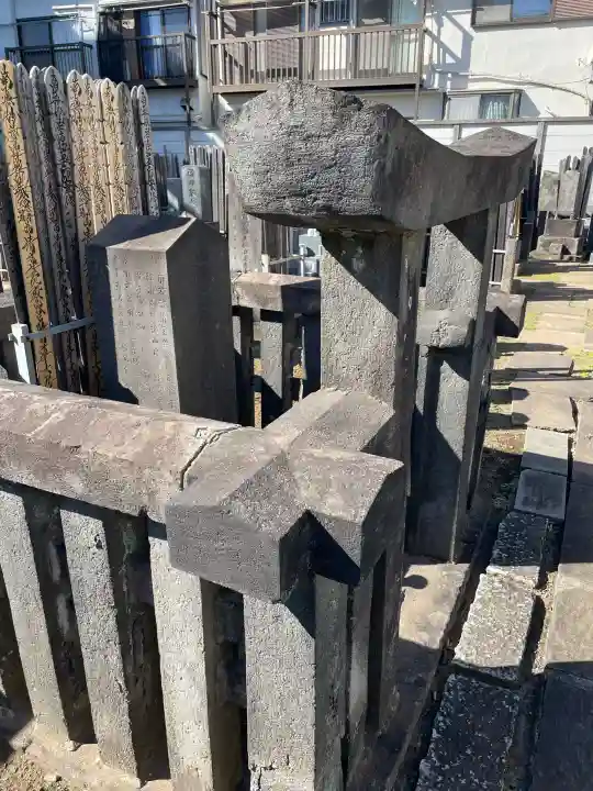 浩妙寺の{uncategorized: "未分類", other: "その他", undefined: "問題あり", building: "その他建物", grave: "お墓", sacred_gate: "鳥居", guardian: "狛犬", statue: "像", buddha: "仏像", history: "歴史", nature: "自然", garden: "庭園", animal: "動物", pagoda: "塔", temizu: "手水舎", mountain_gate: "山門・神門", sanctuary: "本殿・本堂", subordinate: "末社・摂社", art: "芸術", scenery: "景色", jizo: "地蔵", ema: "絵馬", goshuin: "御朱印", omikuji: "おみくじ", items: "授与品その他", amulet: "お守り", goshuincho: "御朱印帳", eats: "食事", festival: "お祭り", votive_dance: "神楽", shichigosan: "七五三参", wedding: "結婚式", experience: "体験その他", initially: "初詣", around: "周辺", anti_infection: "感染症対策"}