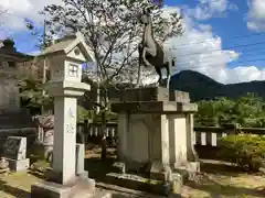 白山神社の像