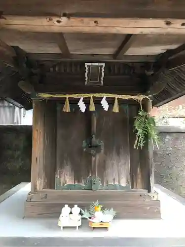 出世稻荷神社の末社・摂社
