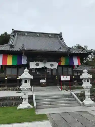 埼玉厄除け開運大師・龍泉寺（切り絵御朱印発祥の寺）の本殿