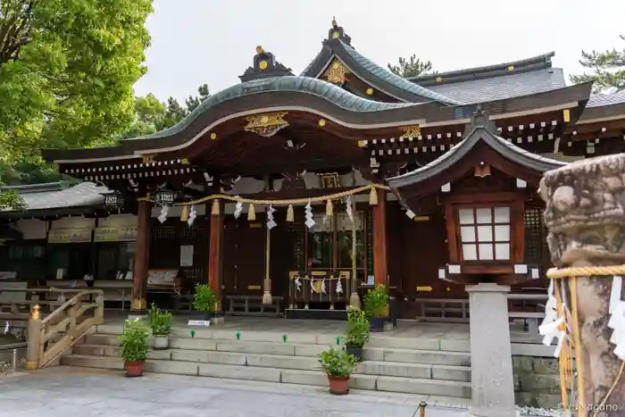 辛國神社の本殿