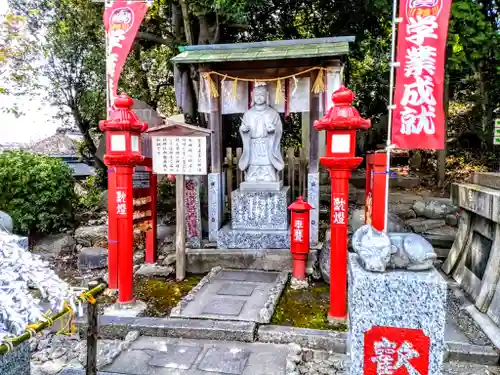 神前神社の像