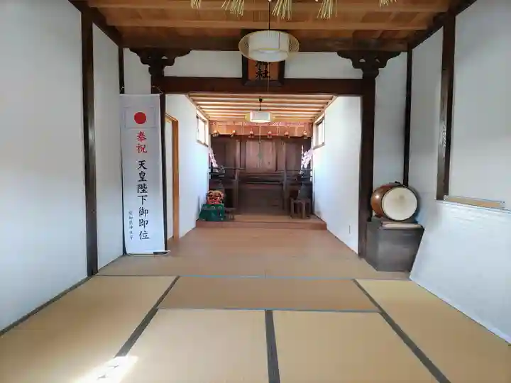八柱神社(旭町)の本殿・本堂