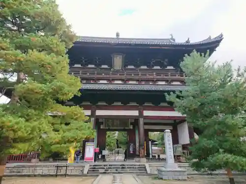 萬福寺の山門・神門