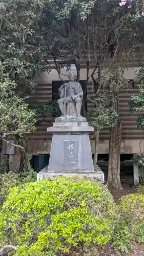 今市報徳二宮神社の{uncategorized: "未分類", other: "その他", undefined: "問題あり", building: "その他建物", grave: "お墓", sacred_gate: "鳥居", guardian: "狛犬", statue: "像", buddha: "仏像", history: "歴史", nature: "自然", garden: "庭園", animal: "動物", pagoda: "塔", temizu: "手水舎", mountain_gate: "山門・神門", sanctuary: "本殿・本堂", subordinate: "末社・摂社", art: "芸術", scenery: "景色", jizo: "地蔵", ema: "絵馬", goshuin: "御朱印", omikuji: "おみくじ", items: "授与品その他", amulet: "お守り", goshuincho: "御朱印帳", eats: "食事", festival: "お祭り", votive_dance: "神楽", shichigosan: "七五三参", wedding: "結婚式", experience: "体験その他", initially: "初詣", around: "周辺", anti_infection: "感染症対策"}