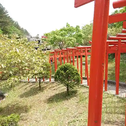 高山稲荷神社の鳥居