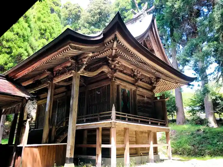 国造神社の本殿・本堂