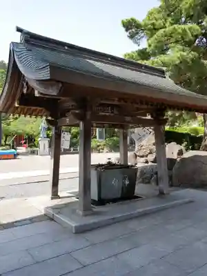 高幡不動尊 金剛寺の手水舎