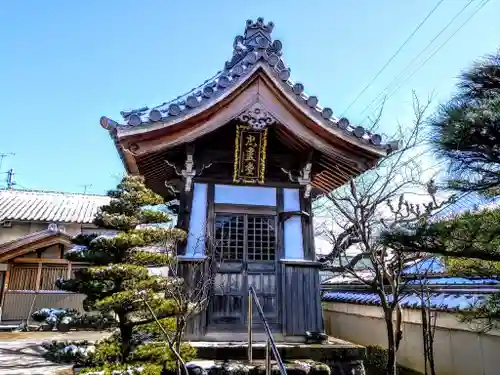 智光山 西方寺の末社