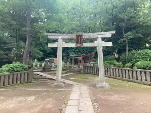 根津神社の鳥居