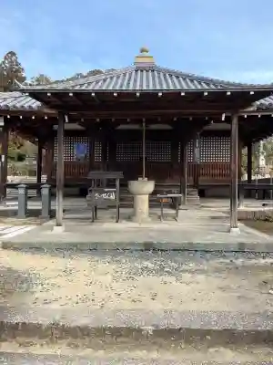 叡福寺の{uncategorized: "未分類", other: "その他", undefined: "問題あり", building: "その他建物", grave: "お墓", sacred_gate: "鳥居", guardian: "狛犬", statue: "像", buddha: "仏像", history: "歴史", nature: "自然", garden: "庭園", animal: "動物", pagoda: "塔", temizu: "手水舎", mountain_gate: "山門・神門", sanctuary: "本殿・本堂", subordinate: "末社・摂社", art: "芸術", scenery: "景色", jizo: "地蔵", ema: "絵馬", goshuin: "御朱印", omikuji: "おみくじ", items: "授与品その他", amulet: "お守り", goshuincho: "御朱印帳", eats: "食事", festival: "お祭り", votive_dance: "神楽", shichigosan: "七五三参", wedding: "結婚式", experience: "体験その他", initially: "初詣", around: "周辺", anti_infection: "感染症対策"}