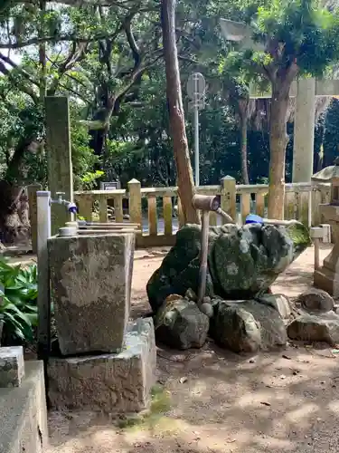 白皇神社の手水舎