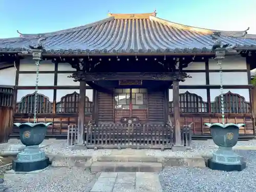 龍泉寺の本殿