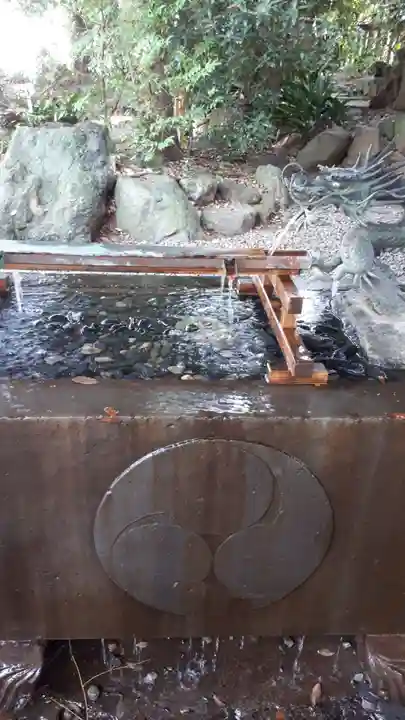 川越氷川神社の手水舎