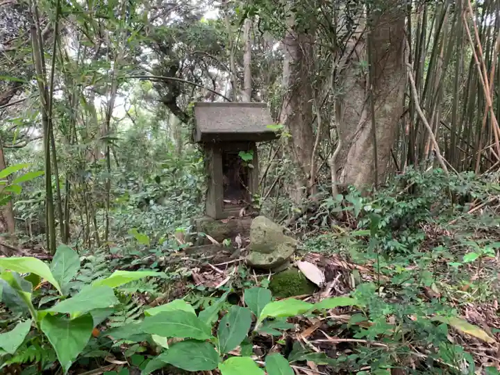 嶽の堂の末社・摂社