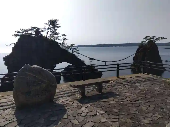 機具岩神社(能登二見)(石川県)