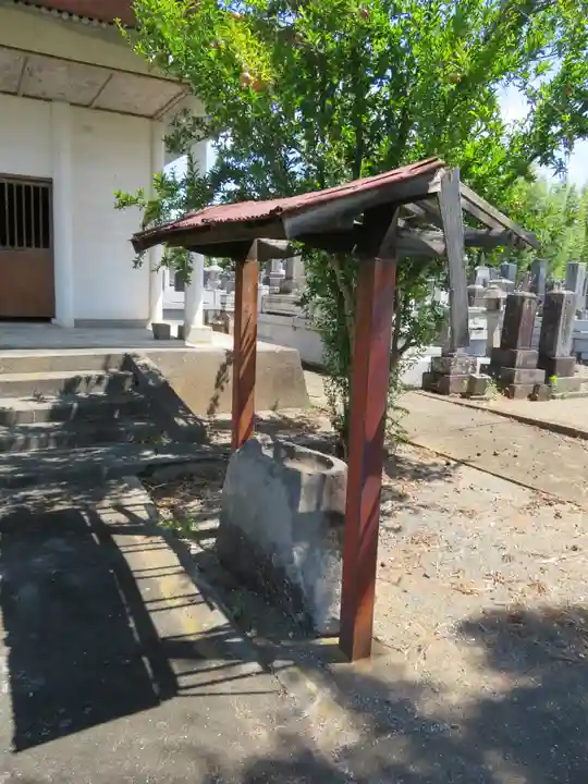 本照寺の手水舎