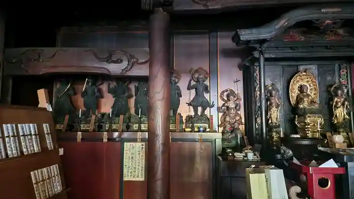 出羽国分寺薬師堂の{uncategorized: "未分類", other: "その他", undefined: "問題あり", building: "その他建物", grave: "お墓", sacred_gate: "鳥居", guardian: "狛犬", statue: "像", buddha: "仏像", history: "歴史", nature: "自然", garden: "庭園", animal: "動物", pagoda: "塔", temizu: "手水舎", mountain_gate: "山門・神門", sanctuary: "本殿・本堂", subordinate: "末社・摂社", art: "芸術", scenery: "景色", jizo: "地蔵", ema: "絵馬", goshuin: "御朱印", omikuji: "おみくじ", items: "授与品その他", amulet: "お守り", goshuincho: "御朱印帳", eats: "食事", festival: "お祭り", votive_dance: "神楽", shichigosan: "七五三参", wedding: "結婚式", experience: "体験その他", initially: "初詣", around: "周辺", anti_infection: "感染症対策"}
