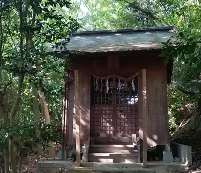 還熊八幡神社の末社・摂社
