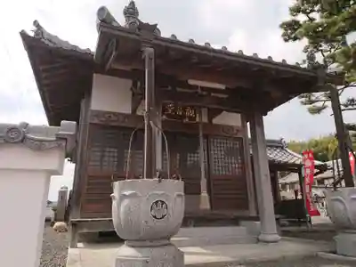 転輪寺の本殿・本堂