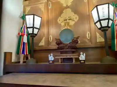 大鳥神社の{uncategorized: "未分類", other: "その他", undefined: "問題あり", building: "その他建物", grave: "お墓", sacred_gate: "鳥居", guardian: "狛犬", statue: "像", buddha: "仏像", history: "歴史", nature: "自然", garden: "庭園", animal: "動物", pagoda: "塔", temizu: "手水舎", mountain_gate: "山門・神門", sanctuary: "本殿・本堂", subordinate: "末社・摂社", art: "芸術", scenery: "景色", jizo: "地蔵", ema: "絵馬", goshuin: "御朱印", omikuji: "おみくじ", items: "授与品その他", amulet: "お守り", goshuincho: "御朱印帳", eats: "食事", festival: "お祭り", votive_dance: "神楽", shichigosan: "七五三参", wedding: "結婚式", experience: "体験その他", initially: "初詣", around: "周辺", anti_infection: "感染症対策"}