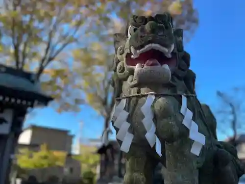 大野台御嶽神社の狛犬