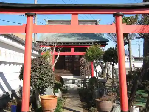 岩槻大師彌勒密寺の鳥居