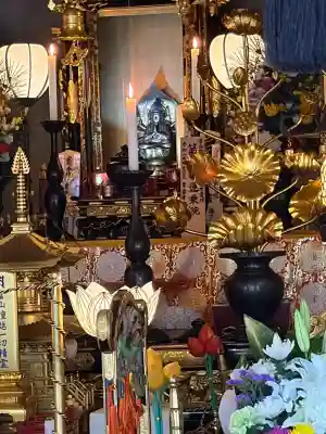 蓮乗院の{uncategorized: "未分類", other: "その他", undefined: "問題あり", building: "その他建物", grave: "お墓", sacred_gate: "鳥居", guardian: "狛犬", statue: "像", buddha: "仏像", history: "歴史", nature: "自然", garden: "庭園", animal: "動物", pagoda: "塔", temizu: "手水舎", mountain_gate: "山門・神門", sanctuary: "本殿・本堂", subordinate: "末社・摂社", art: "芸術", scenery: "景色", jizo: "地蔵", ema: "絵馬", goshuin: "御朱印", omikuji: "おみくじ", items: "授与品その他", amulet: "お守り", goshuincho: "御朱印帳", eats: "食事", festival: "お祭り", votive_dance: "神楽", shichigosan: "七五三参", wedding: "結婚式", experience: "体験その他", initially: "初詣", around: "周辺", anti_infection: "感染症対策"}