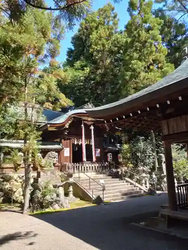 馬路石邊神社の建物その他