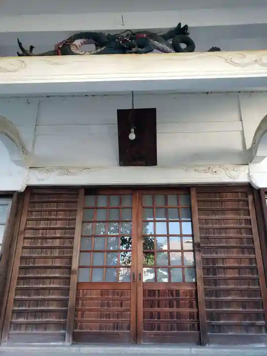 法善寺の本殿・本堂