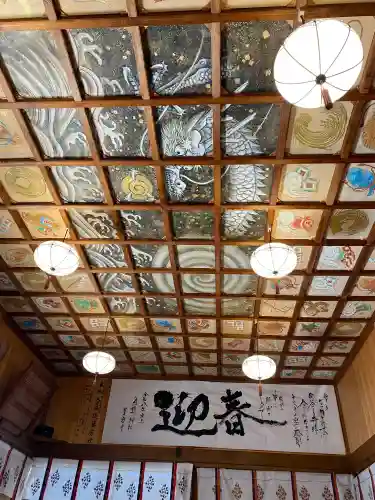 白笹稲荷神社の{uncategorized: "未分類", other: "その他", undefined: "問題あり", building: "その他建物", grave: "お墓", sacred_gate: "鳥居", guardian: "狛犬", statue: "像", buddha: "仏像", history: "歴史", nature: "自然", garden: "庭園", animal: "動物", pagoda: "塔", temizu: "手水舎", mountain_gate: "山門・神門", sanctuary: "本殿・本堂", subordinate: "末社・摂社", art: "芸術", scenery: "景色", jizo: "地蔵", ema: "絵馬", goshuin: "御朱印", omikuji: "おみくじ", items: "授与品その他", amulet: "お守り", goshuincho: "御朱印帳", eats: "食事", festival: "お祭り", votive_dance: "神楽", shichigosan: "七五三参", wedding: "結婚式", experience: "体験その他", initially: "初詣", around: "周辺", anti_infection: "感染症対策"}