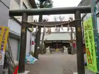 諏訪神社の鳥居