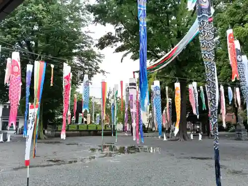 相模原氷川神社の{uncategorized: "未分類", other: "その他", undefined: "問題あり", building: "その他建物", grave: "お墓", sacred_gate: "鳥居", guardian: "狛犬", statue: "像", buddha: "仏像", history: "歴史", nature: "自然", garden: "庭園", animal: "動物", pagoda: "塔", temizu: "手水舎", mountain_gate: "山門・神門", sanctuary: "本殿・本堂", subordinate: "末社・摂社", art: "芸術", scenery: "景色", jizo: "地蔵", ema: "絵馬", goshuin: "御朱印", omikuji: "おみくじ", items: "授与品その他", amulet: "お守り", goshuincho: "御朱印帳", eats: "食事", festival: "お祭り", votive_dance: "神楽", shichigosan: "七五三参", wedding: "結婚式", experience: "体験その他", initially: "初詣", around: "周辺", anti_infection: "感染症対策"}