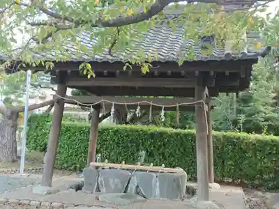 豊麻神社の手水舎