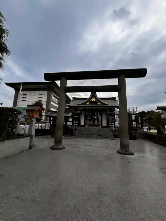里之宮 湯殿山神社の{uncategorized: "未分類", other: "その他", undefined: "問題あり", building: "その他建物", grave: "お墓", sacred_gate: "鳥居", guardian: "狛犬", statue: "像", buddha: "仏像", history: "歴史", nature: "自然", garden: "庭園", animal: "動物", pagoda: "塔", temizu: "手水舎", mountain_gate: "山門・神門", sanctuary: "本殿・本堂", subordinate: "末社・摂社", art: "芸術", scenery: "景色", jizo: "地蔵", ema: "絵馬", goshuin: "御朱印", omikuji: "おみくじ", items: "授与品その他", amulet: "お守り", goshuincho: "御朱印帳", eats: "食事", festival: "お祭り", votive_dance: "神楽", shichigosan: "七五三参", wedding: "結婚式", experience: "体験その他", initially: "初詣", around: "周辺", anti_infection: "感染症対策"}