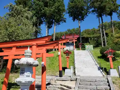 高屋敷稲荷神社の鳥居