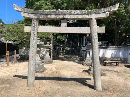 中厳前神社の鳥居