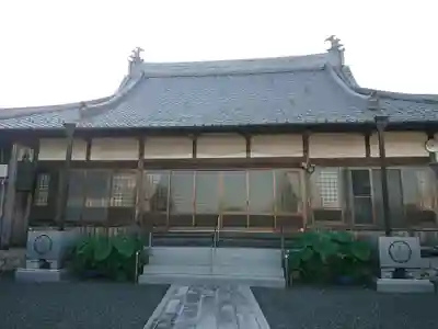 涌金山　養泉寺の本殿・本堂